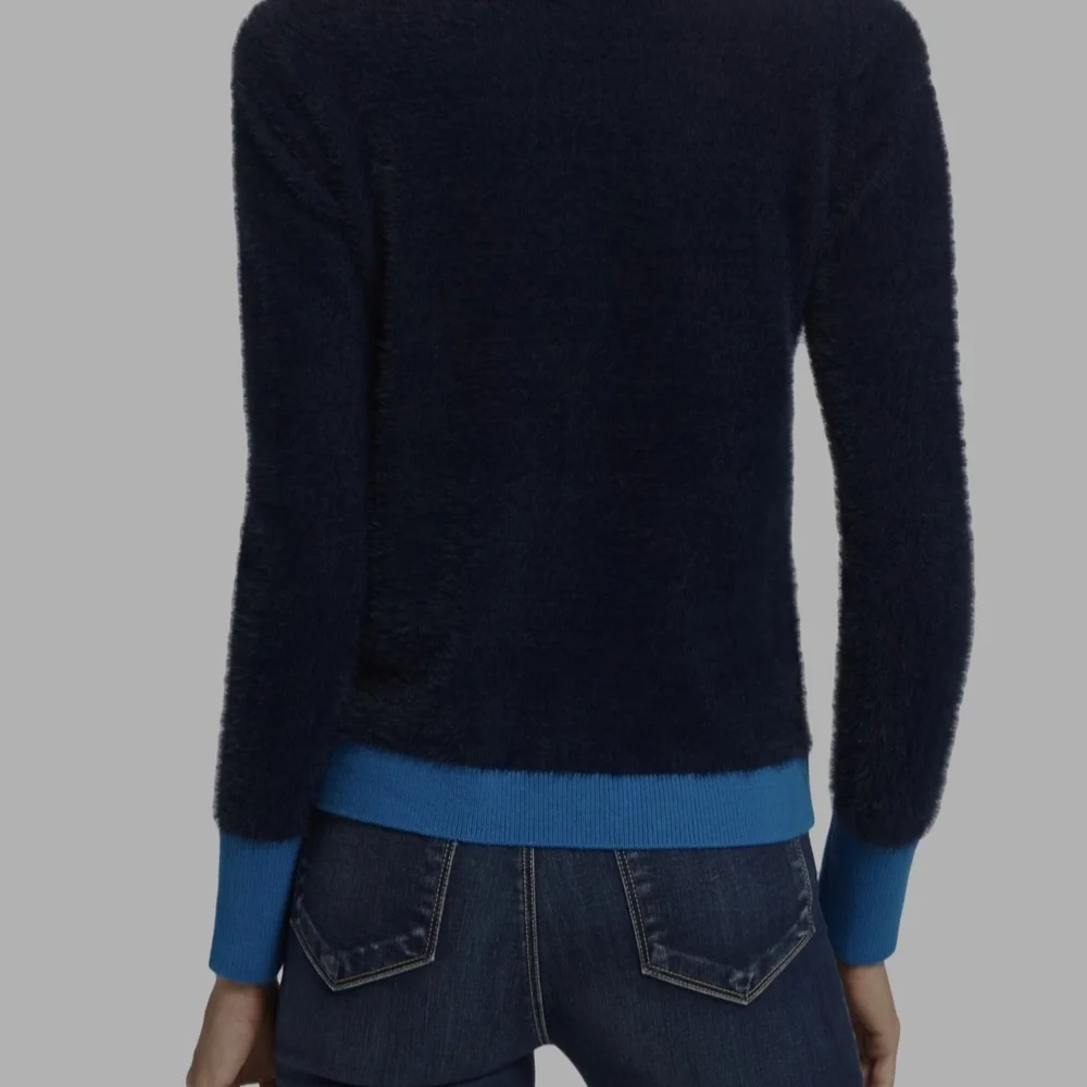 L'AGENCE Kai Pocket Cardigan - Picture 2 of 11